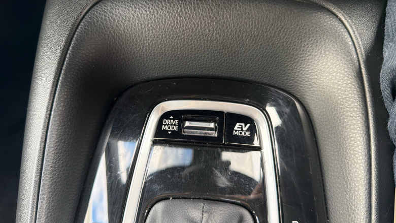 Toyota Corolla 1.8 VVT-i Hybrid Icon Tech 5dr CVT Hybrid Hatchback